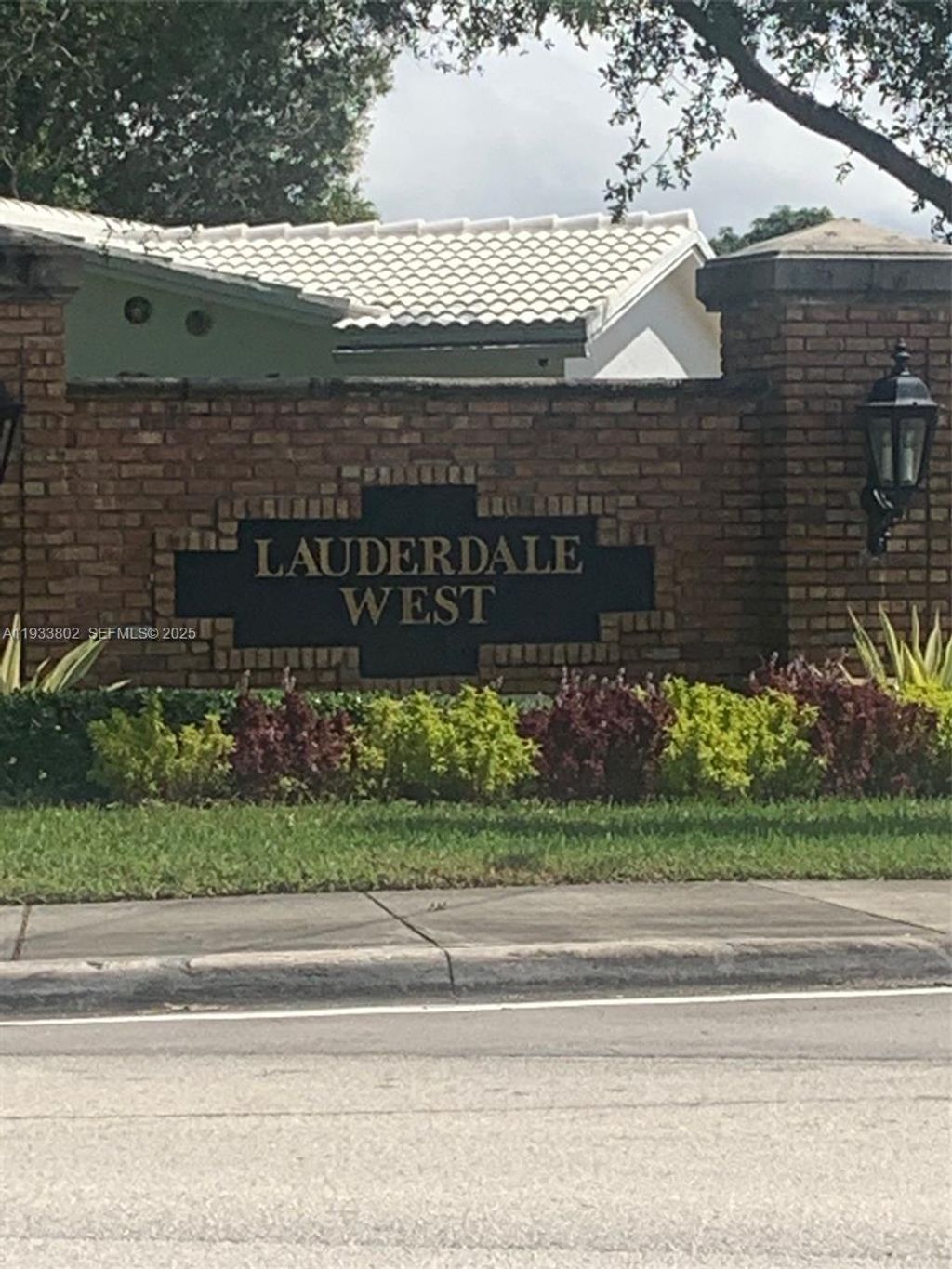 Photo of Plantation, FL 33322 (MLS # A11933802)