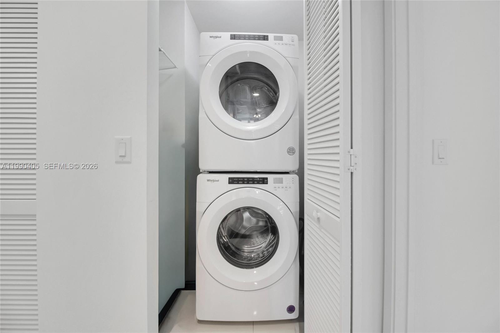 GRAND BAY COMMONS SOUTH - Residential