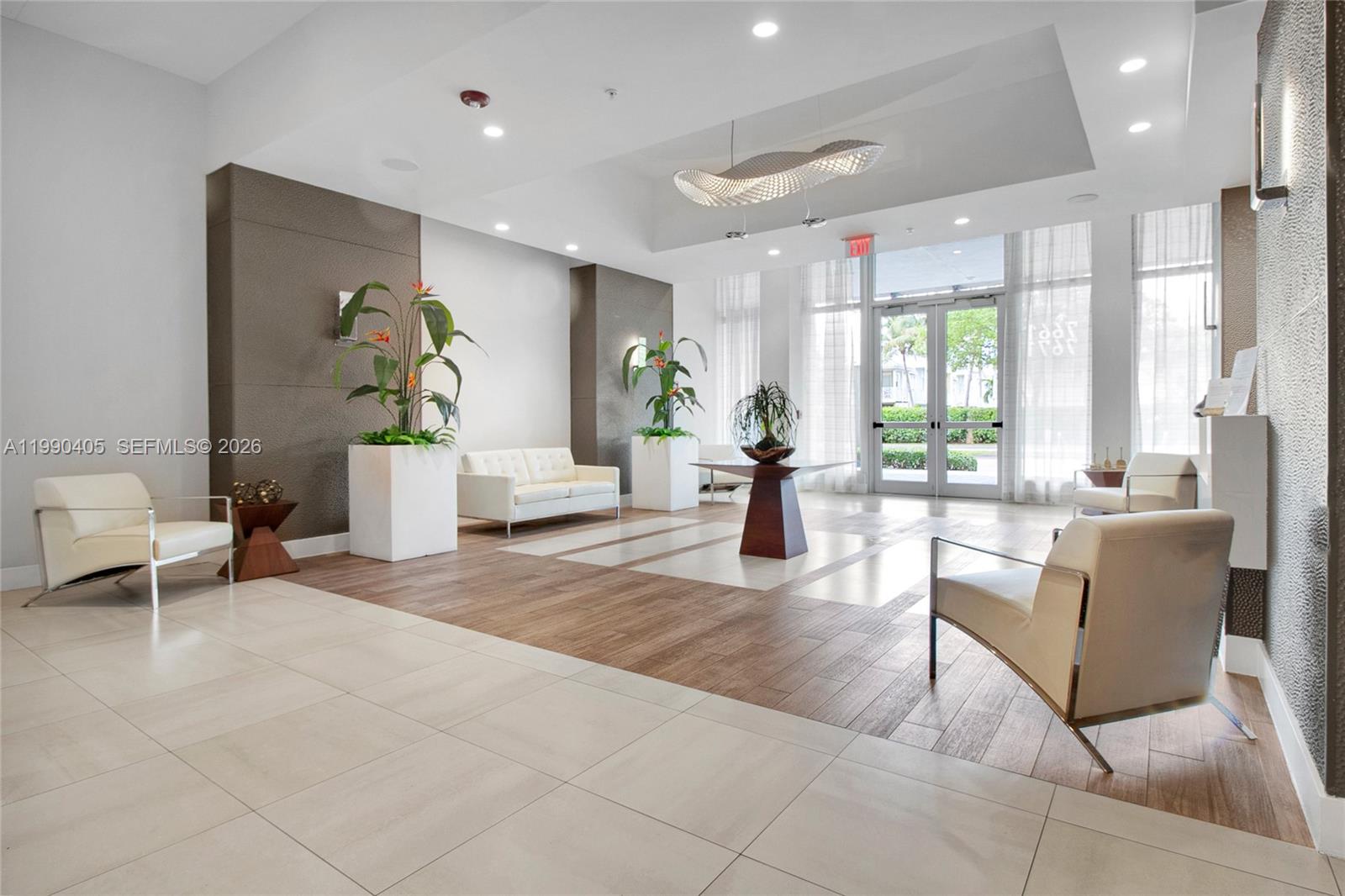 GRAND BAY COMMONS SOUTH - Residential