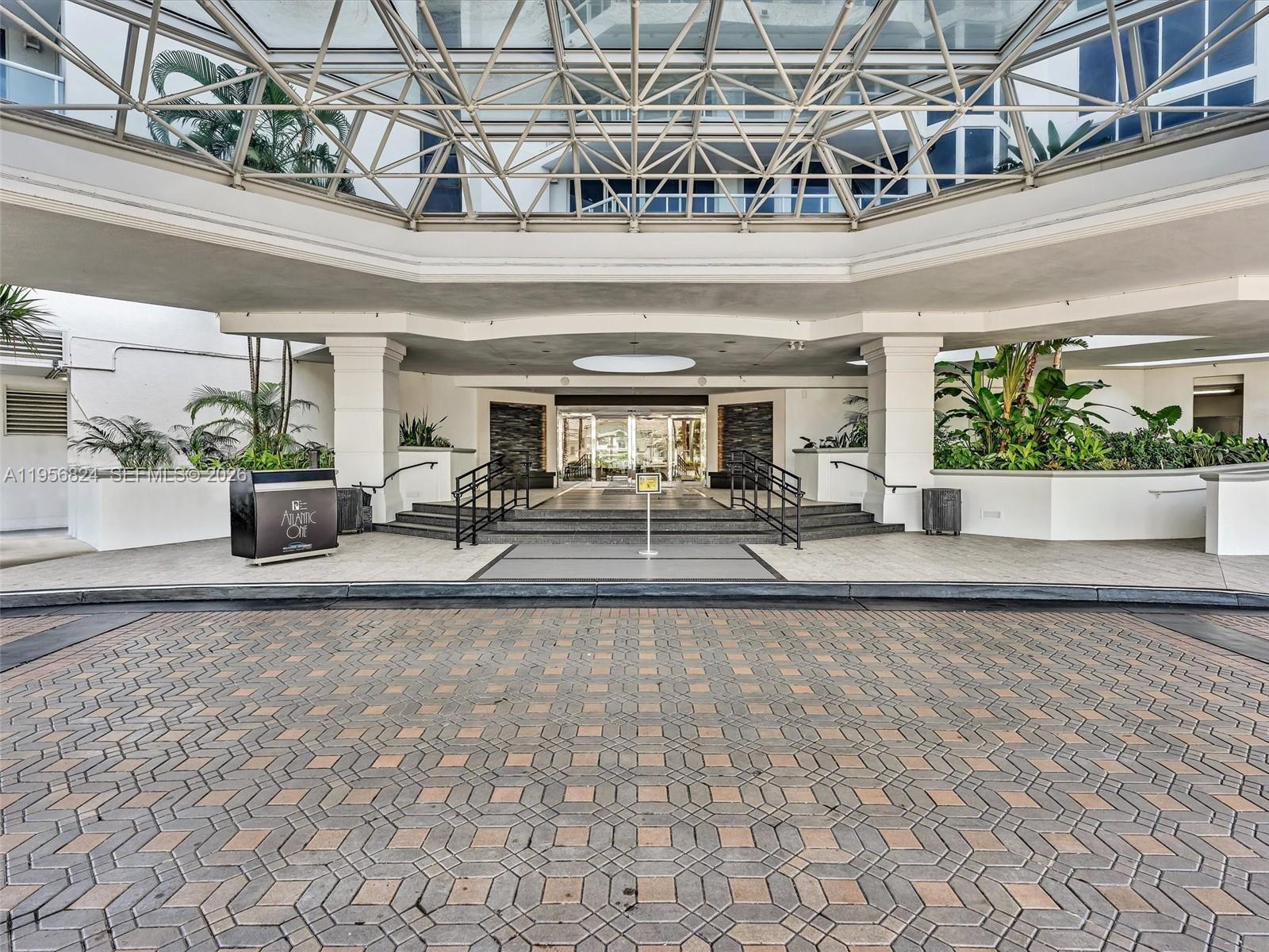 ATLANTIC I AT THE POINT C - Residential