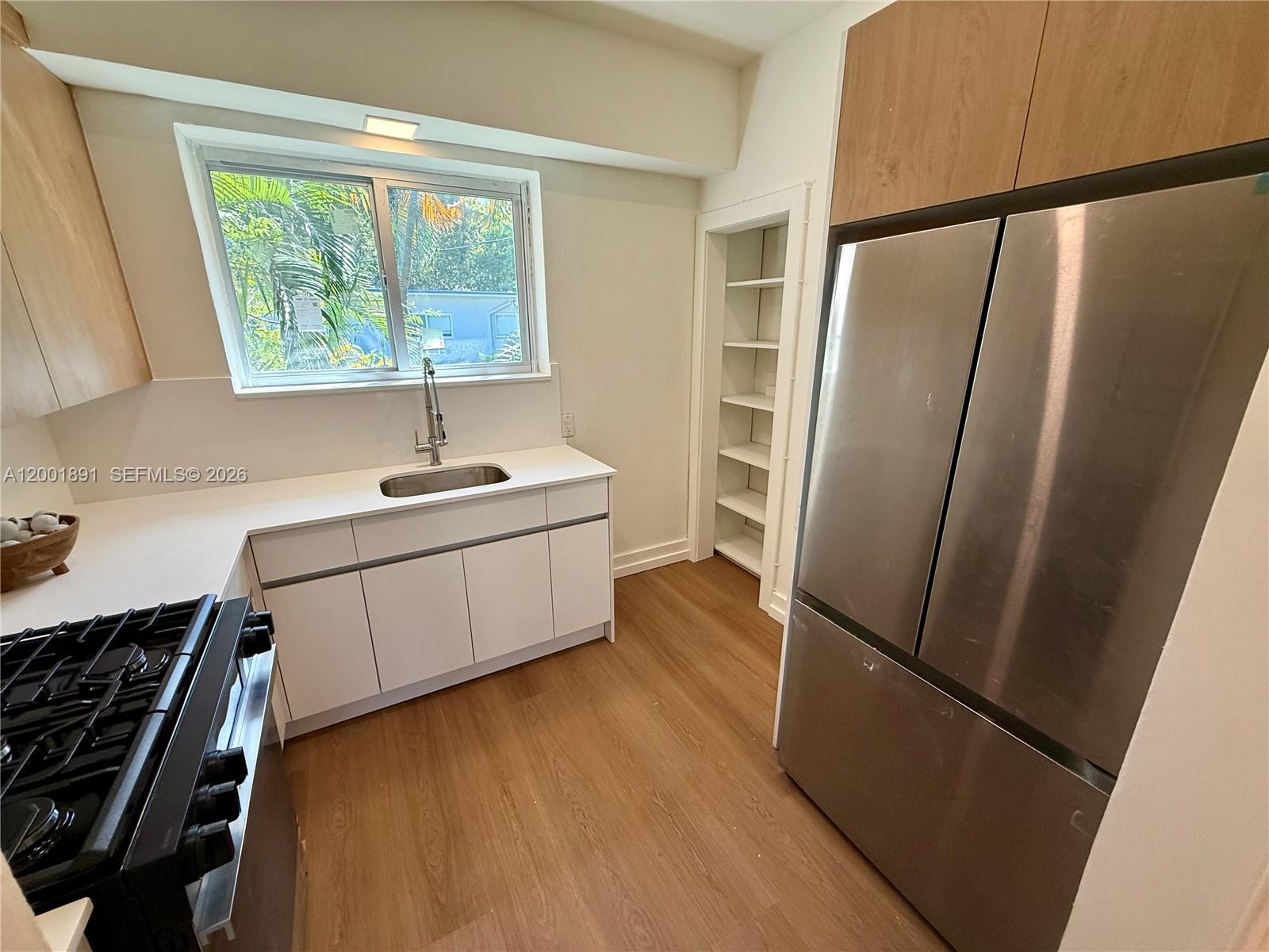 COMMERCIAL SUB - Residential Lease