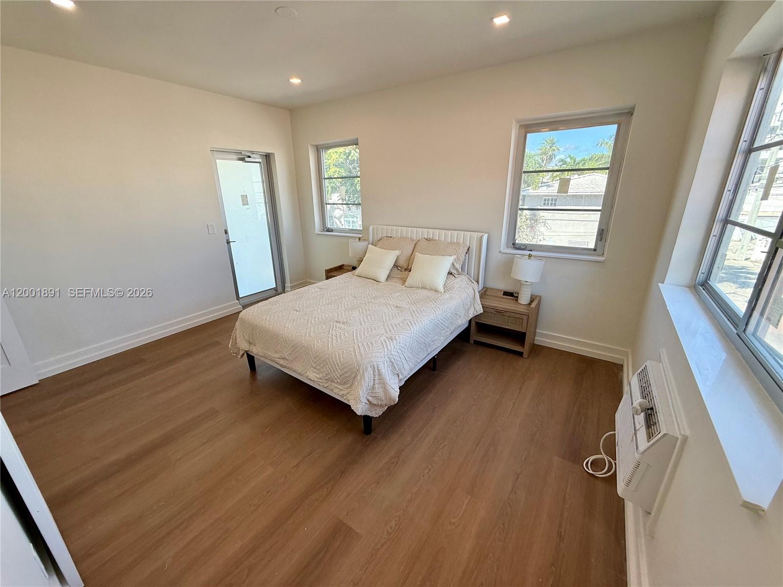 COMMERCIAL SUB - Residential Lease