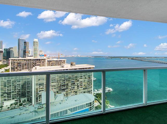 SKYLINE ON BRICKELL CONDO - Residential
