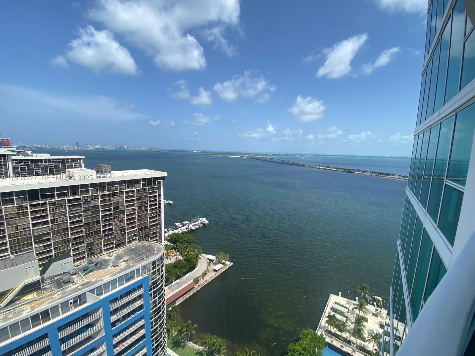 SKYLINE ON BRICKELL CONDO - Residential