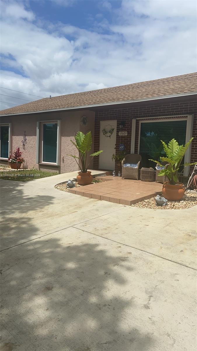 MEADOW WOOD MANOR SEC 3 - Residential