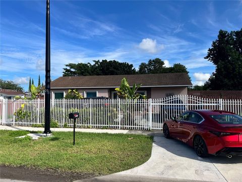 Photo of 12601 SW 268th St, Homestead, FL 33032 (MLS # A11891406)