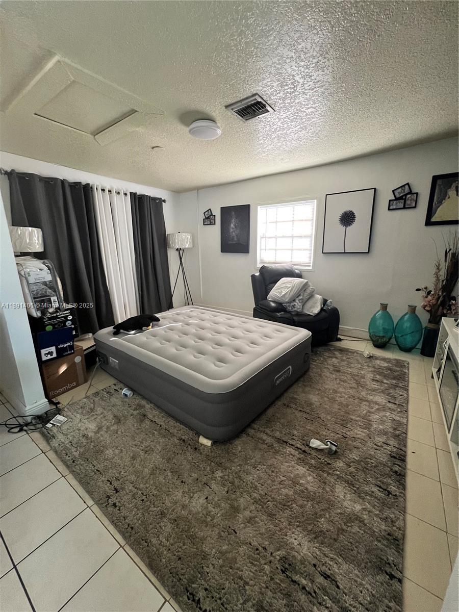 MEADOW WOOD MANOR SEC 3 - Residential