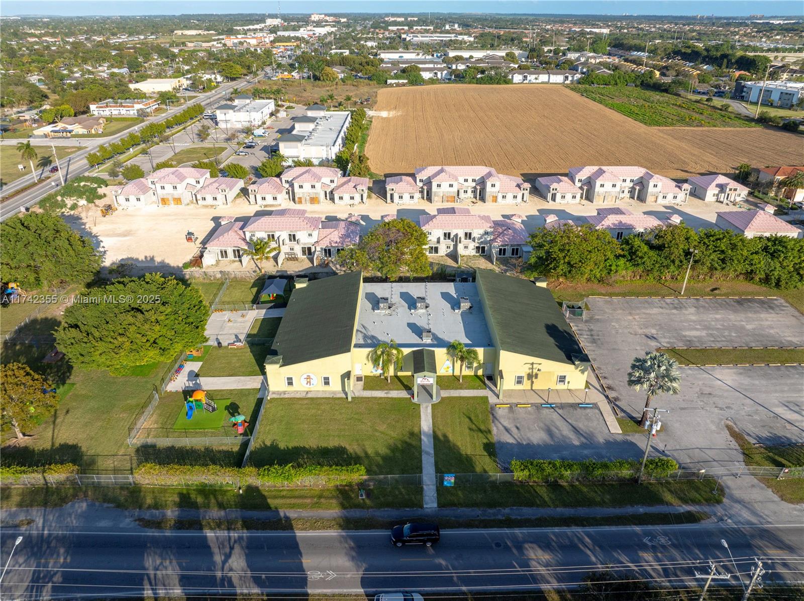MIAMI LAND & DEVELOPMENT - Land