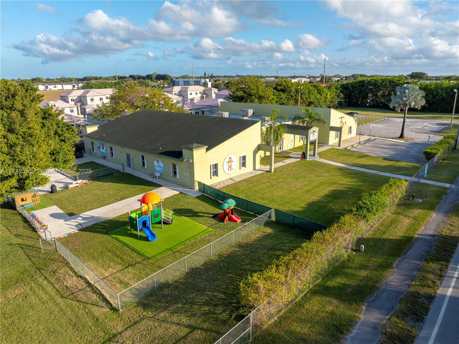 MIAMI LAND & DEVELOPMENT - Land