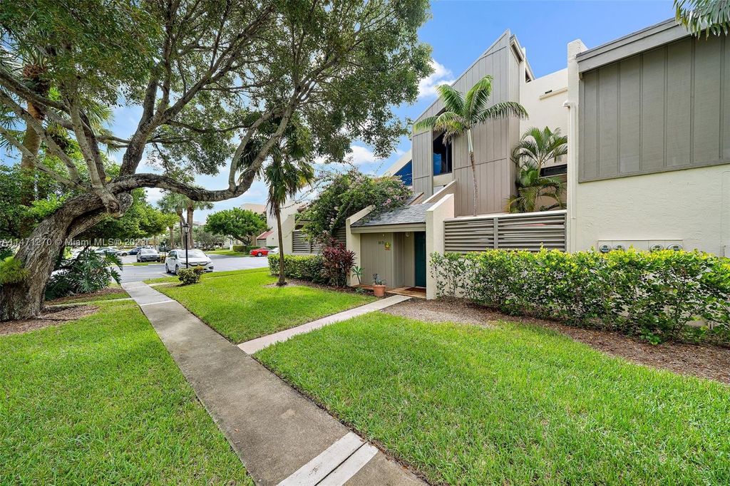 Photo of 1605 S Us Highway 1 #16B, Jupiter, FL 33477 (MLS # A11471270)