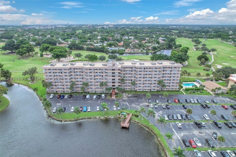 Photo of 250 Jacaranda Dr #704, Plantation, FL 33324 (MLS # A12034693)