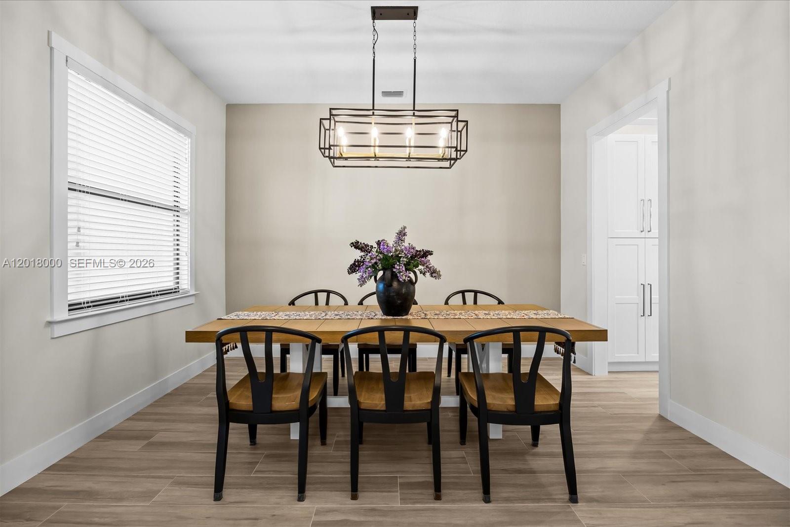 PINE HOLLOW UNITS THREE & - Residential