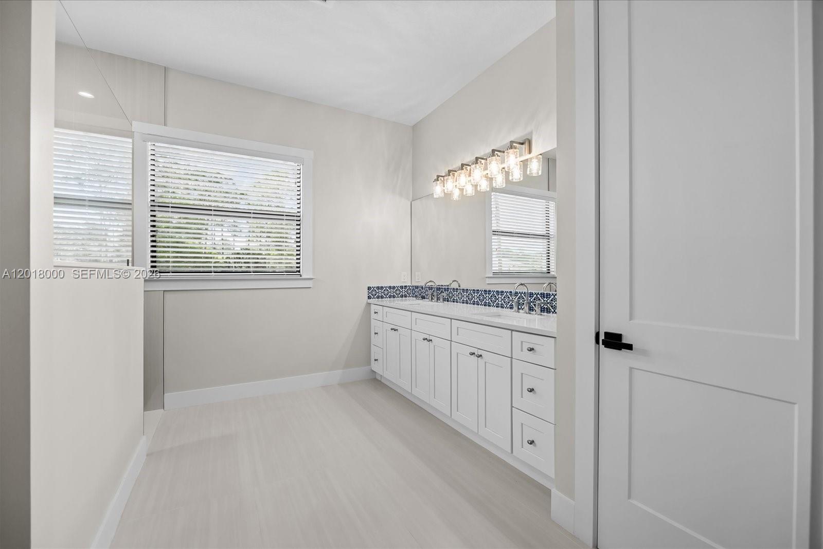 PINE HOLLOW UNITS THREE & - Residential
