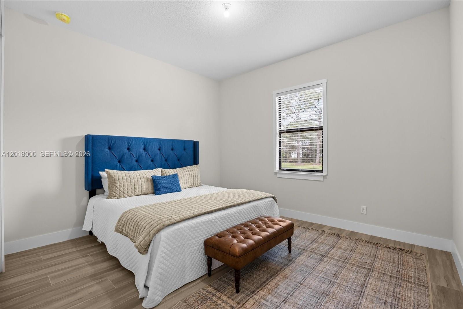PINE HOLLOW UNITS THREE & - Residential