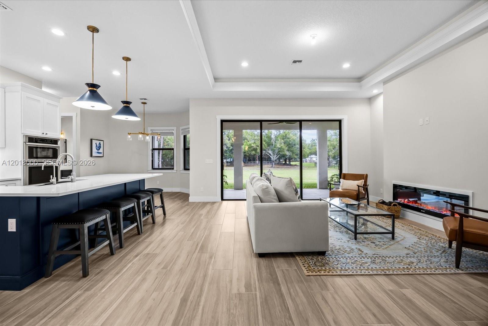 PINE HOLLOW UNITS THREE & - Residential