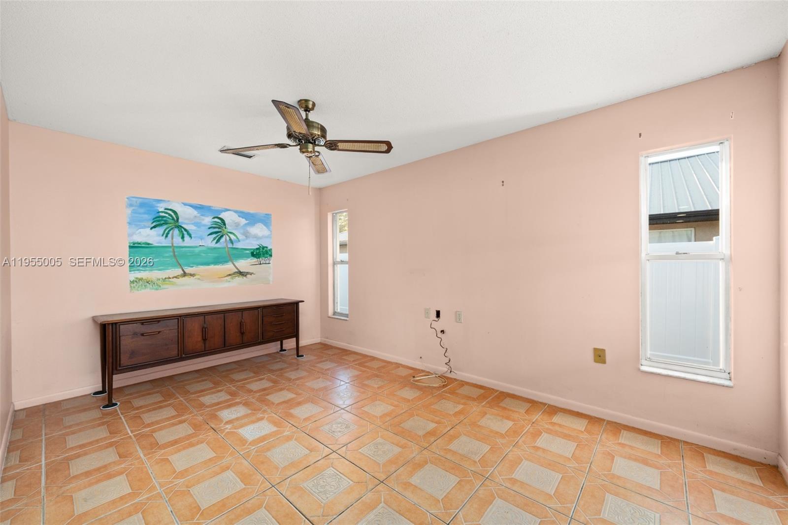 HIGHLAND TOWERS - Residential