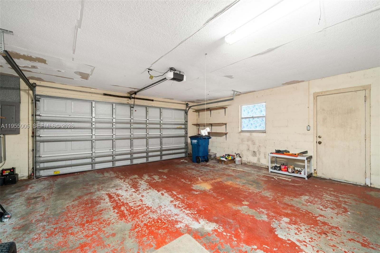 HIGHLAND TOWERS - Residential