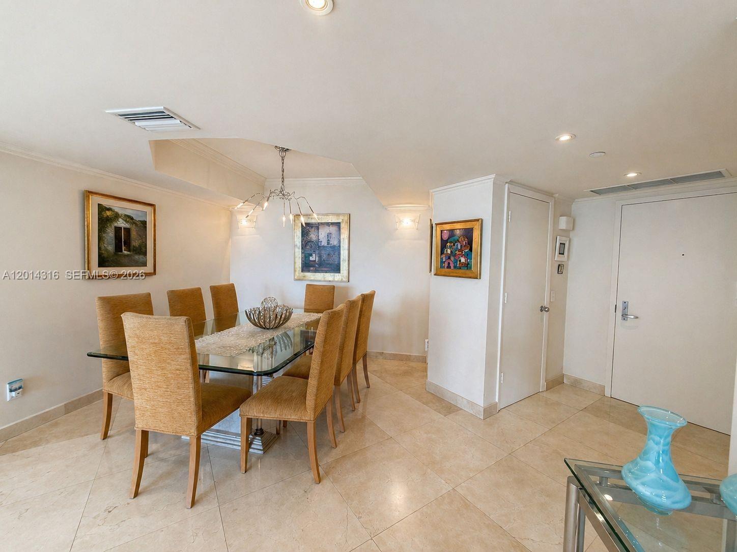 SOUTH TOWER AT THE POINT - Residential
