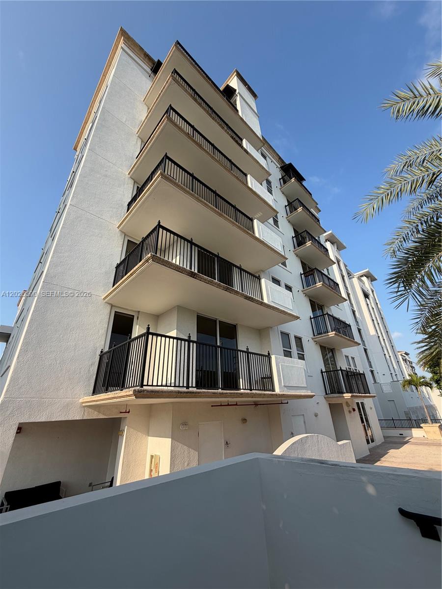 4100 Salzedo St 508