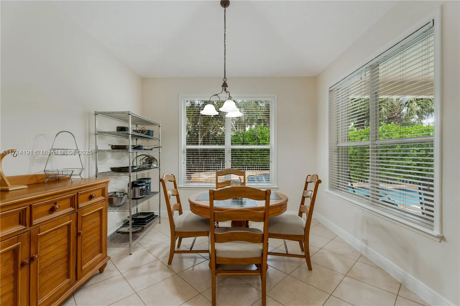 Coral Springs, Florida 33076, United States, 4 Bedrooms Bedrooms, ,3 BathroomsBathrooms,Residential,Active,24208