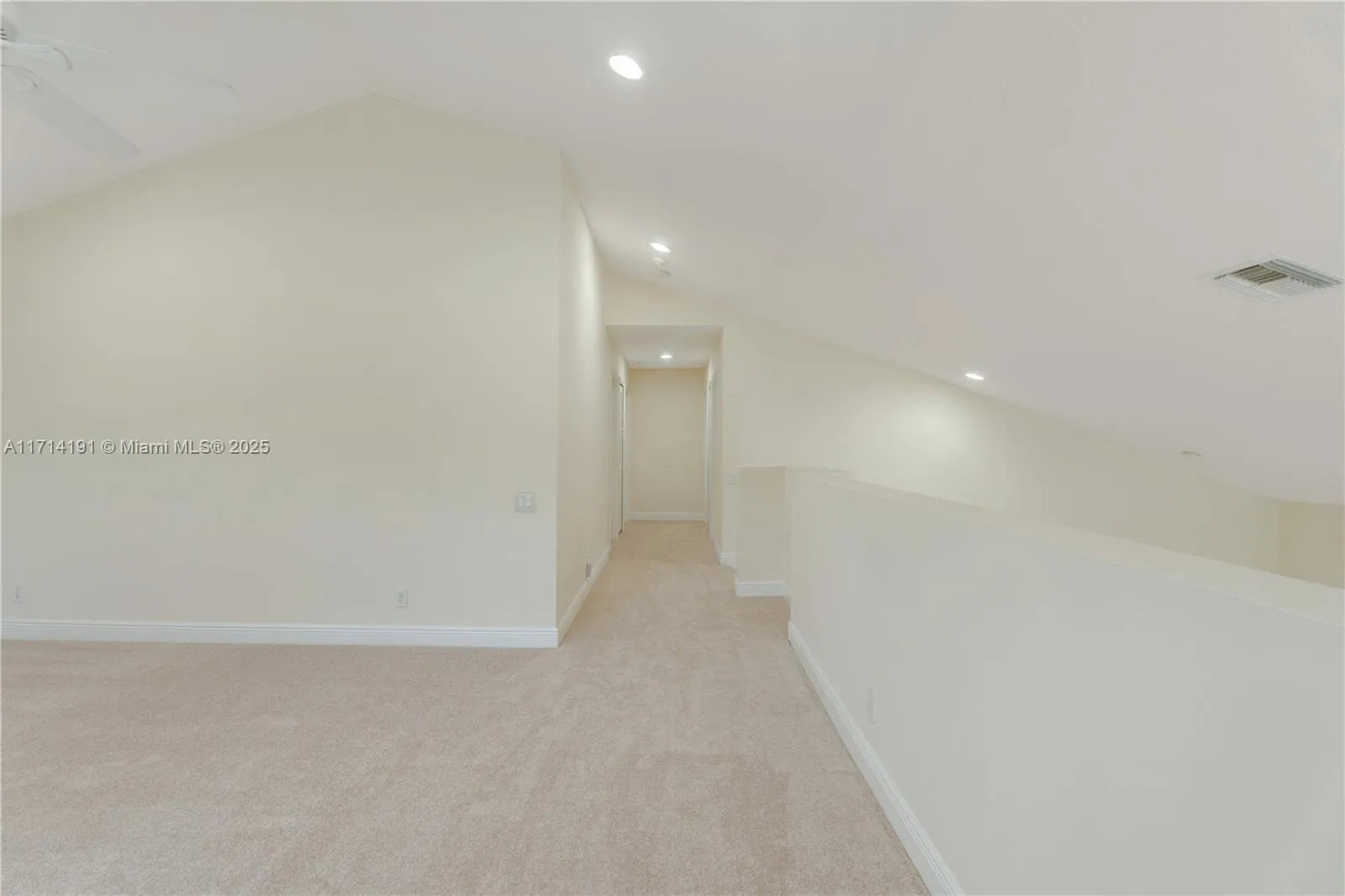 Coral Springs, Florida 33076, United States, 4 Bedrooms Bedrooms, ,3 BathroomsBathrooms,Residential,Active,24208