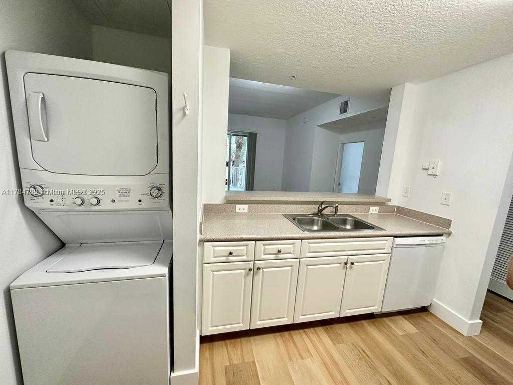 Village at Abacoa - Residential Lease