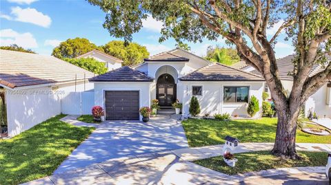 15113 NW 91st Ct Miami Lakes FL 33018