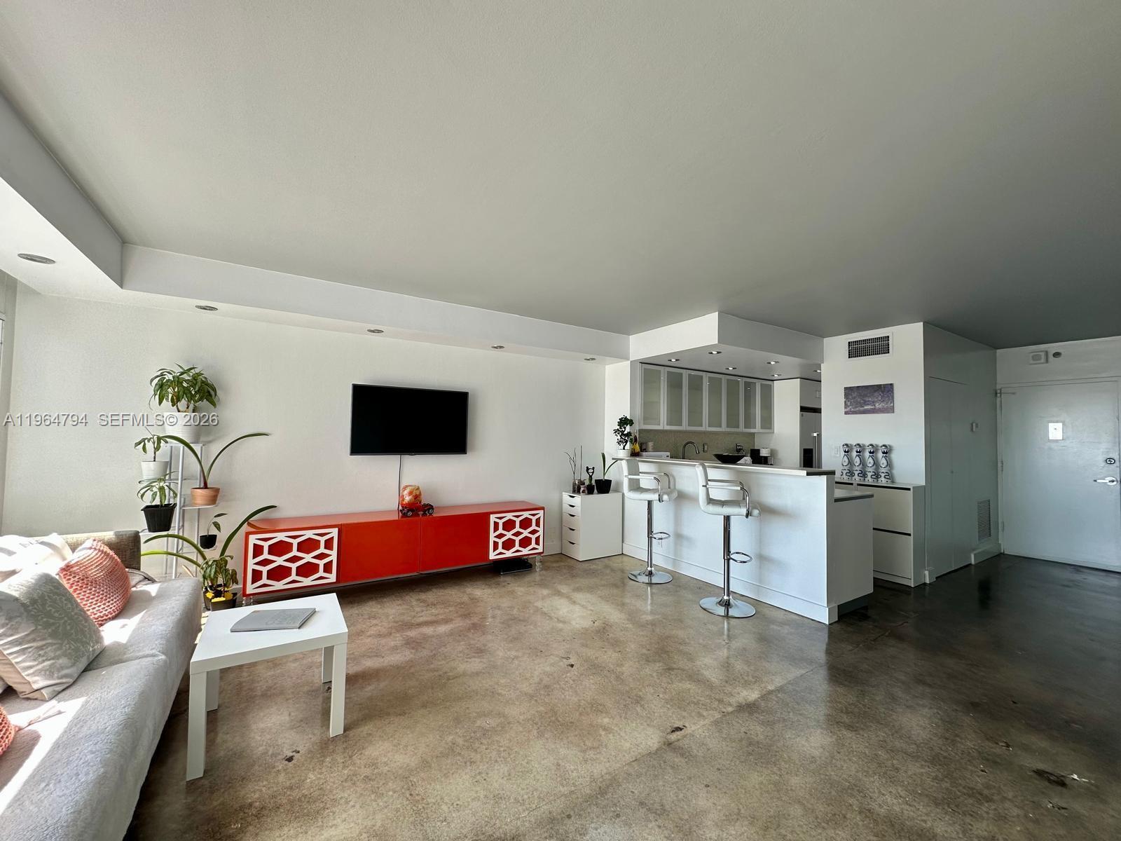 MIRADOR 1000 CONDO - Residential