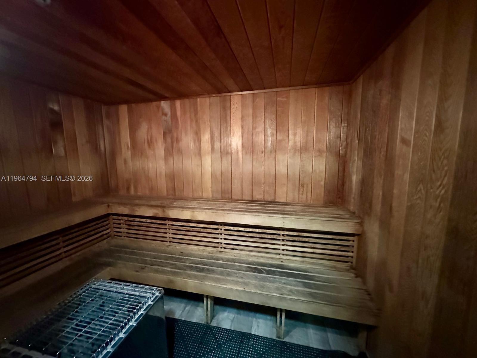 MIRADOR 1000 CONDO - Residential