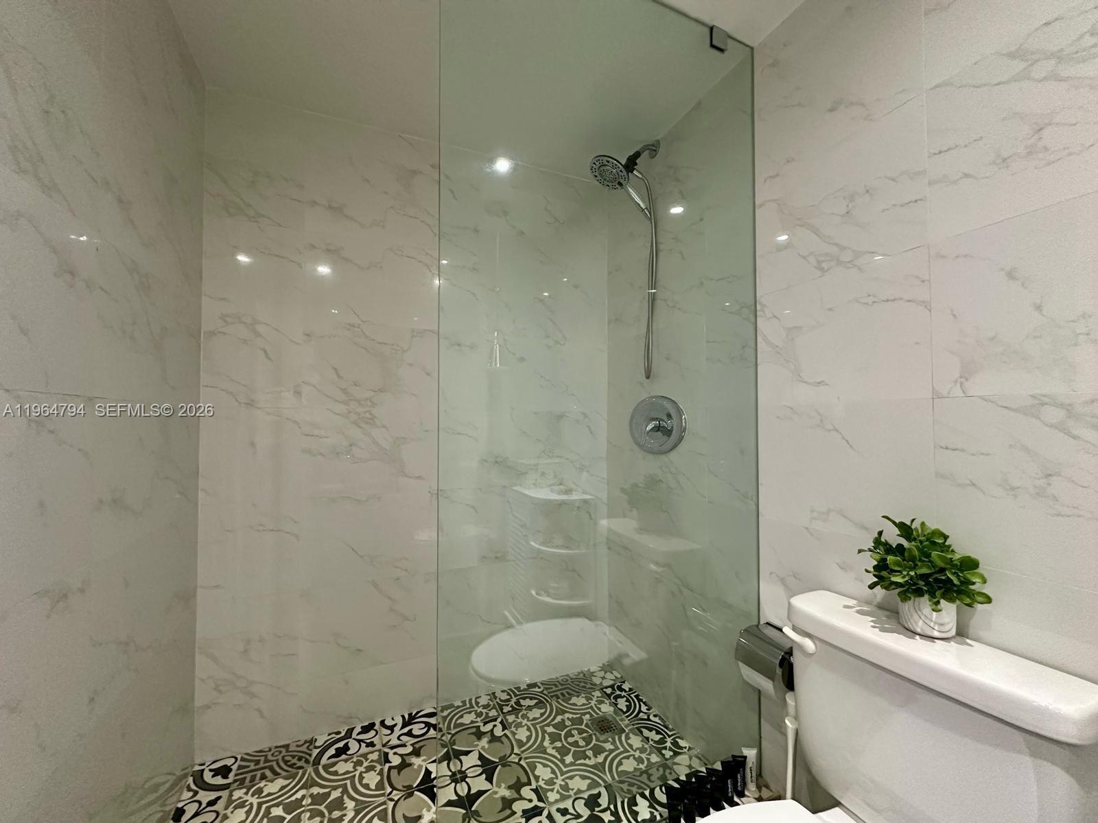 MIRADOR 1000 CONDO - Residential