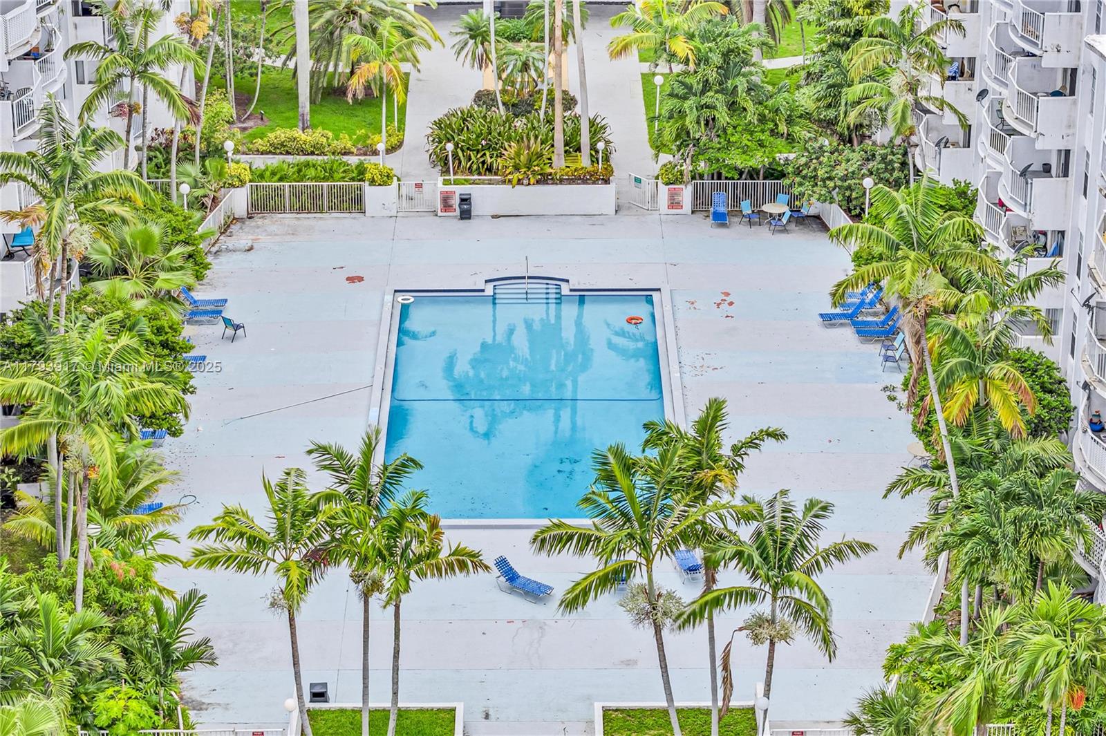 Rental Property at 488 Nw 165th St Rd B312, Miami, Broward County, Florida - Bedrooms: 2 
Bathrooms: 2  - $2,300 MO.