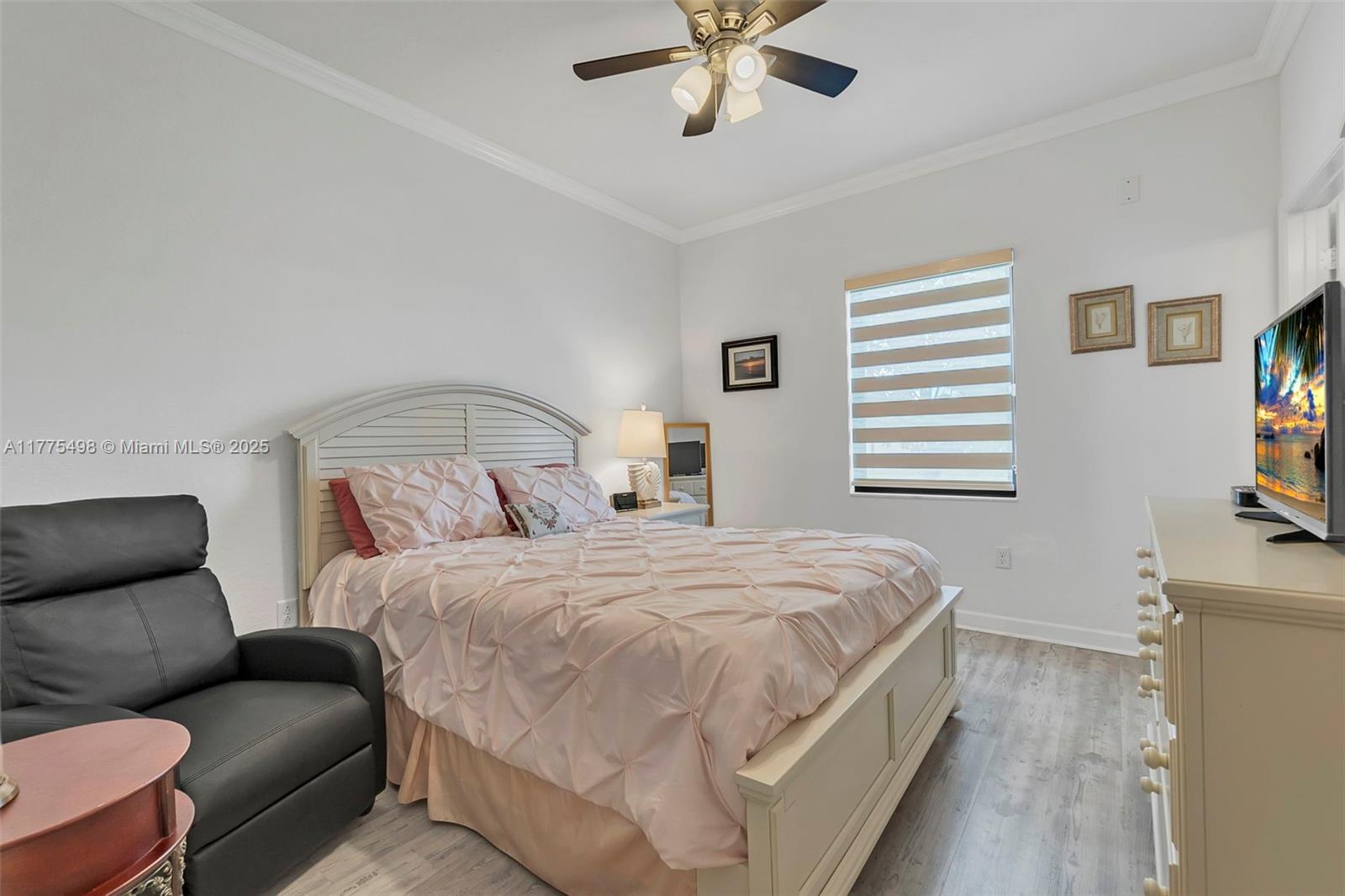 VILHEN DRIVE ESTATES - Residential