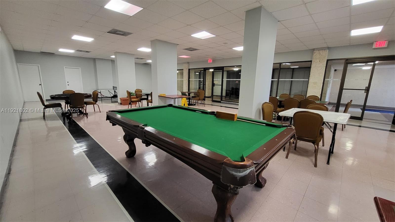 HEMISPHERES CONDO - Residential Lease