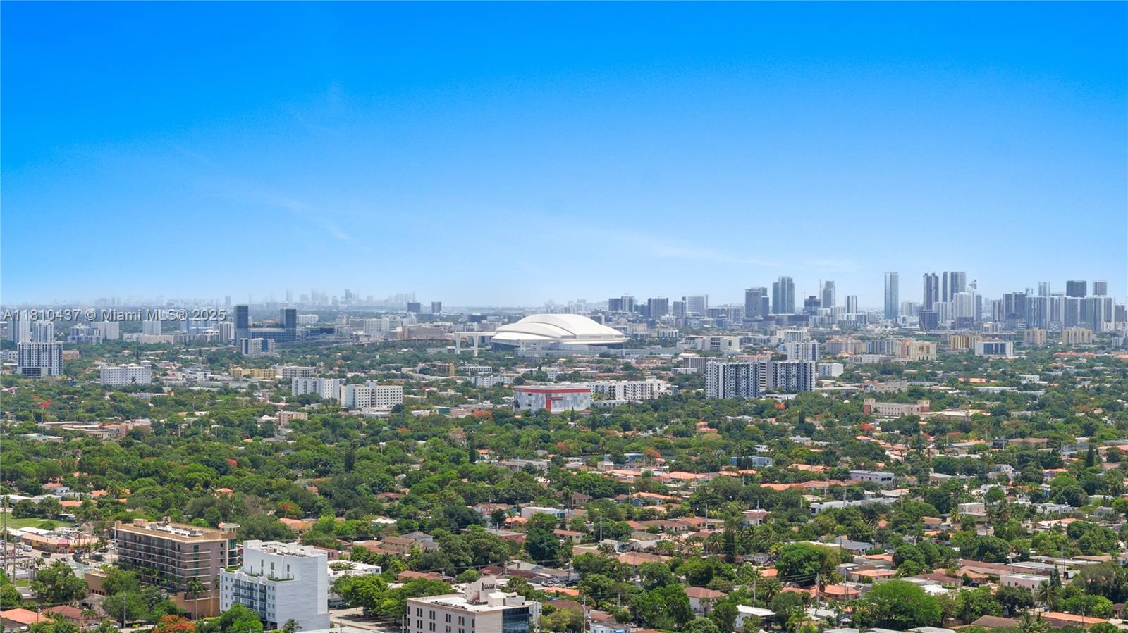 THE ASTON CONDO - Residential