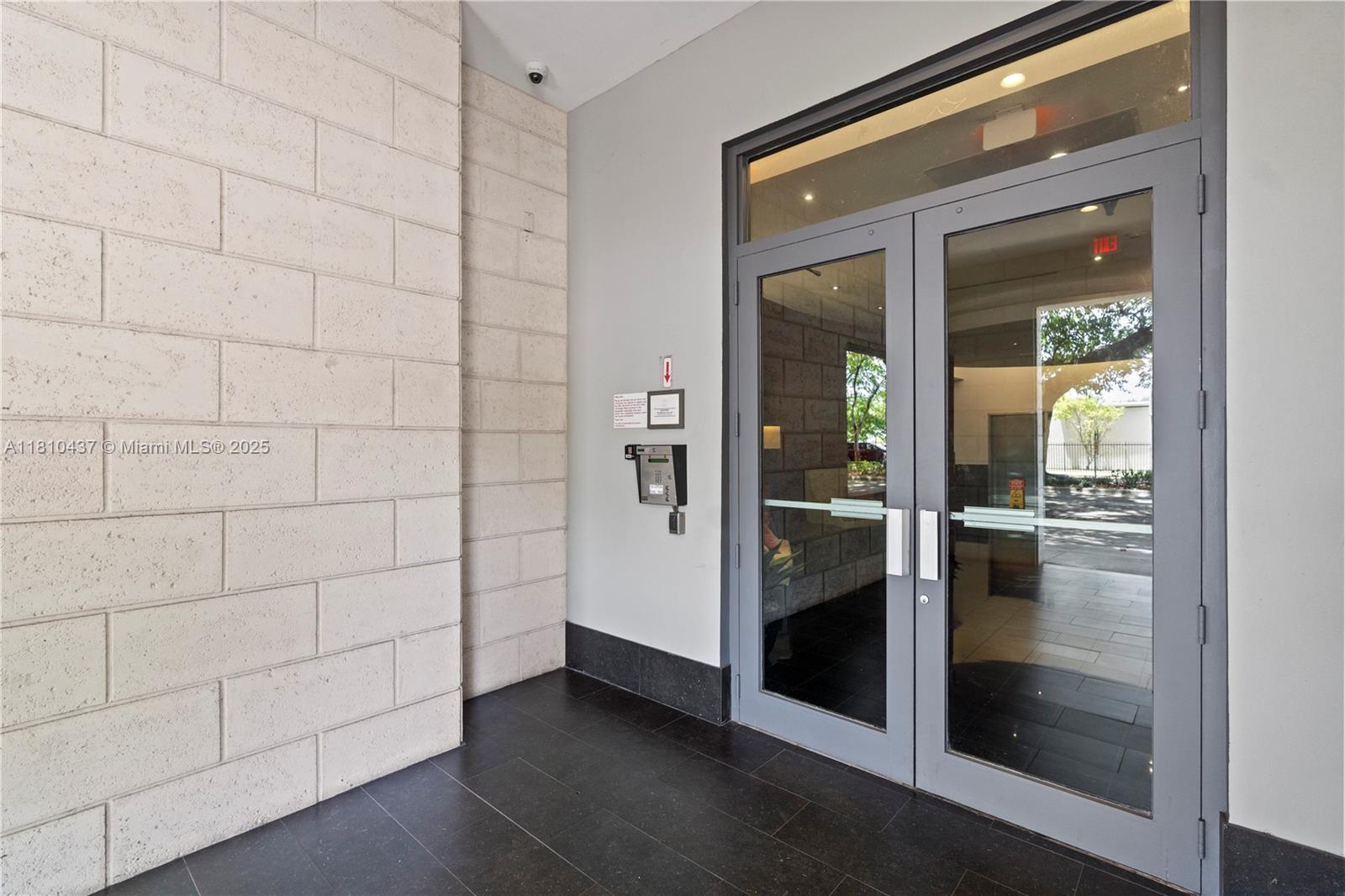 THE ASTON CONDO - Residential