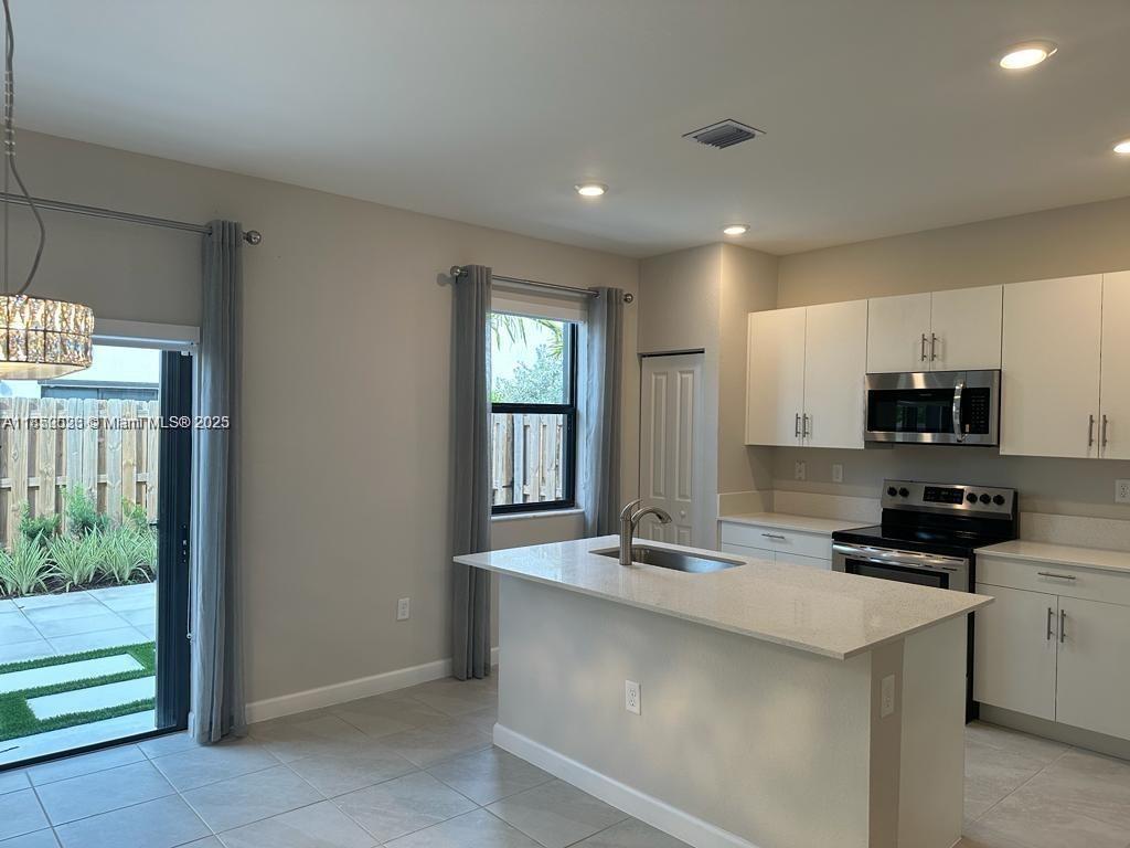 11913 SW 245th Ter 11913