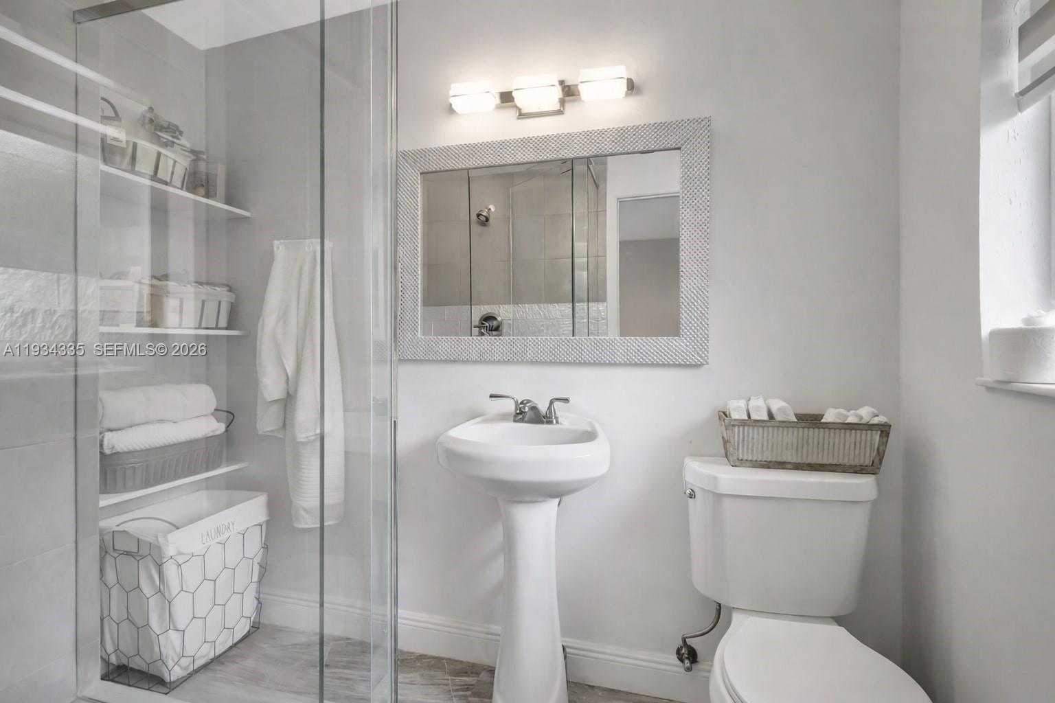 MIAMI SHORES SEC 5 - Residential