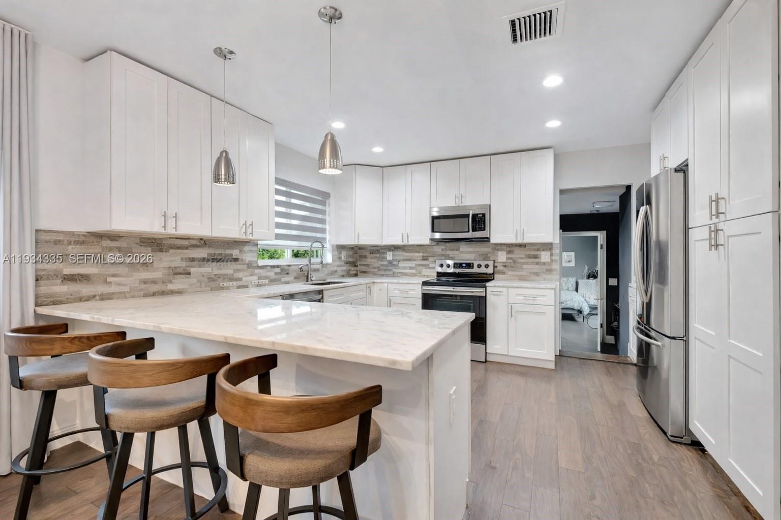 MIAMI SHORES SEC 5 - Residential