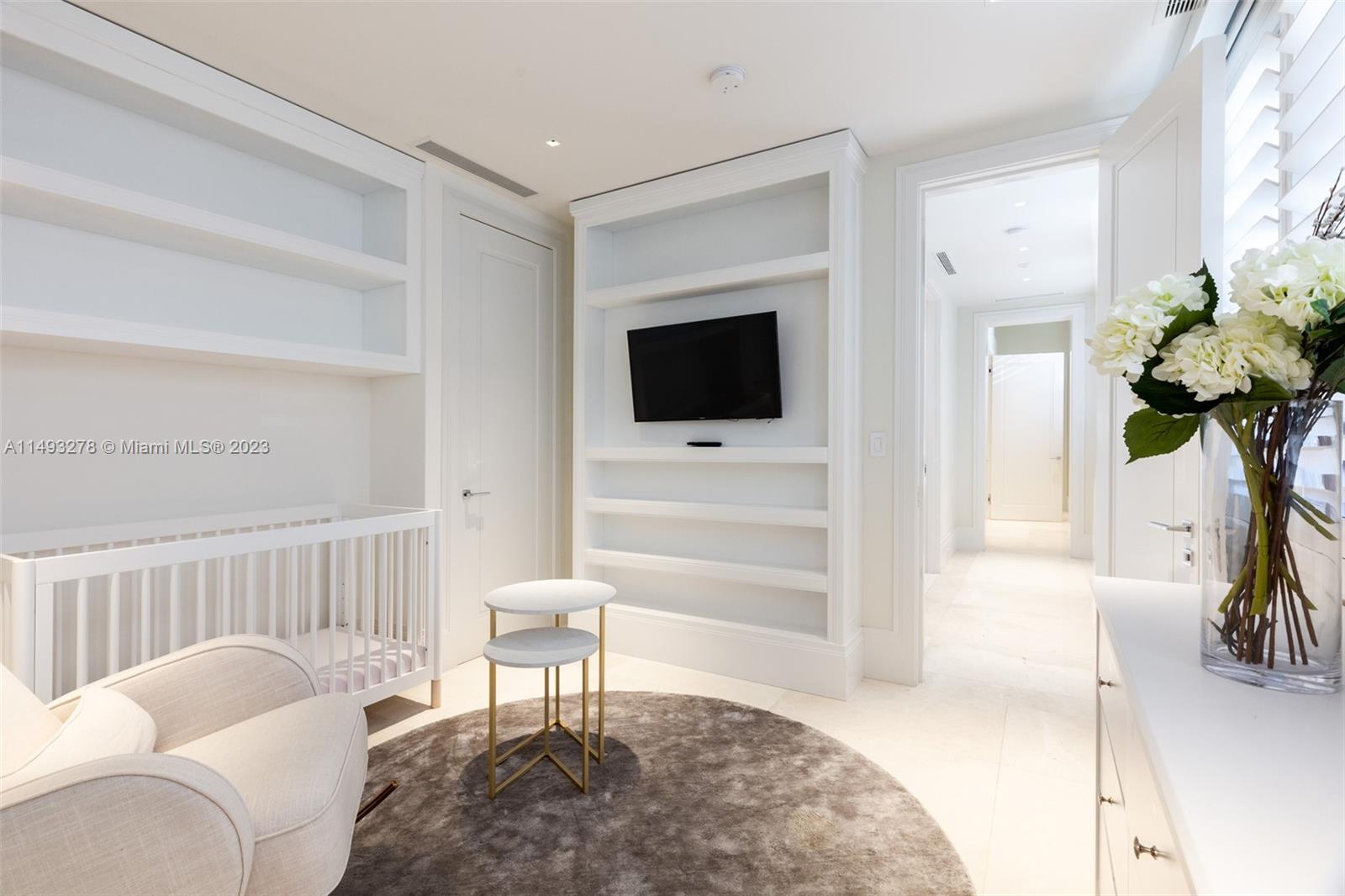 CORAL GABLES RIVIERA SEC - Residential