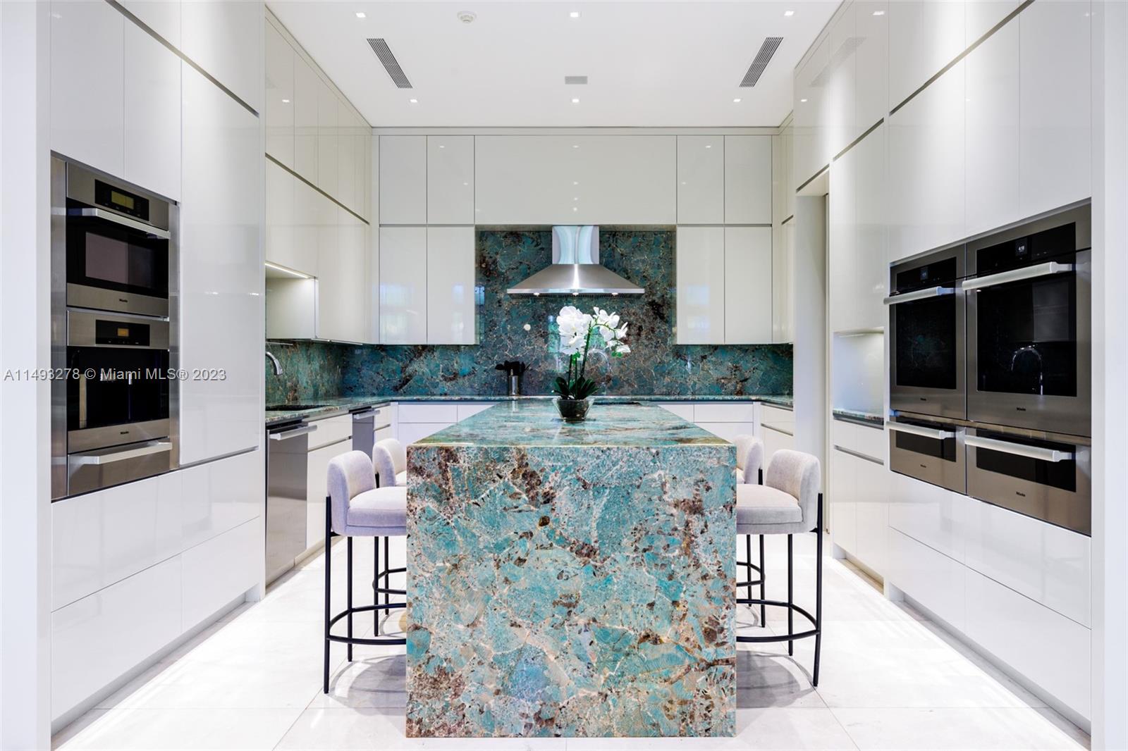 CORAL GABLES RIVIERA SEC - Residential