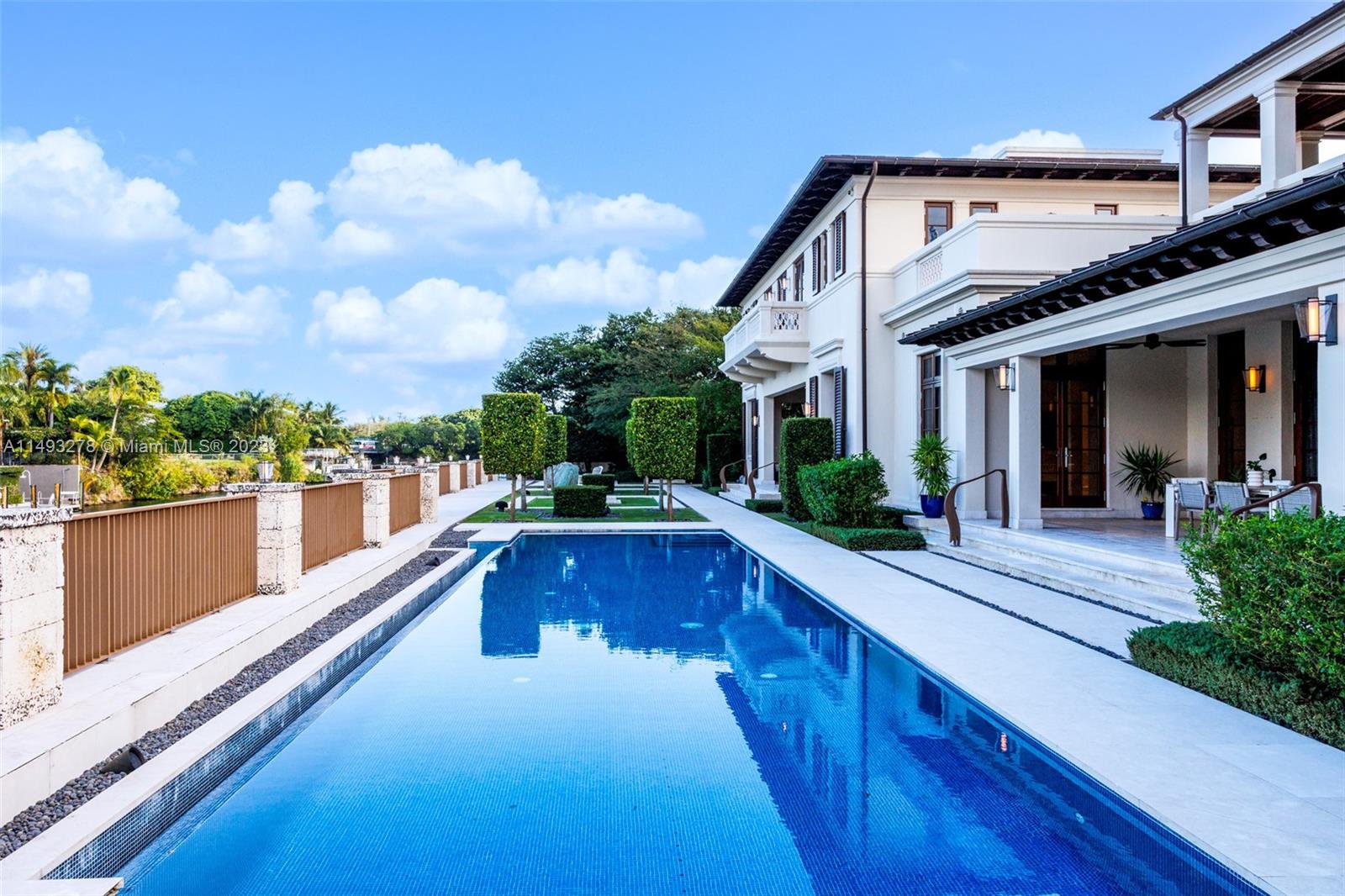 CORAL GABLES RIVIERA SEC - Residential