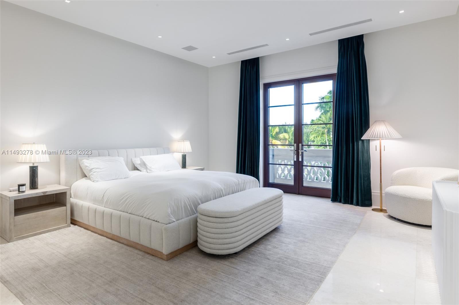 CORAL GABLES RIVIERA SEC - Residential