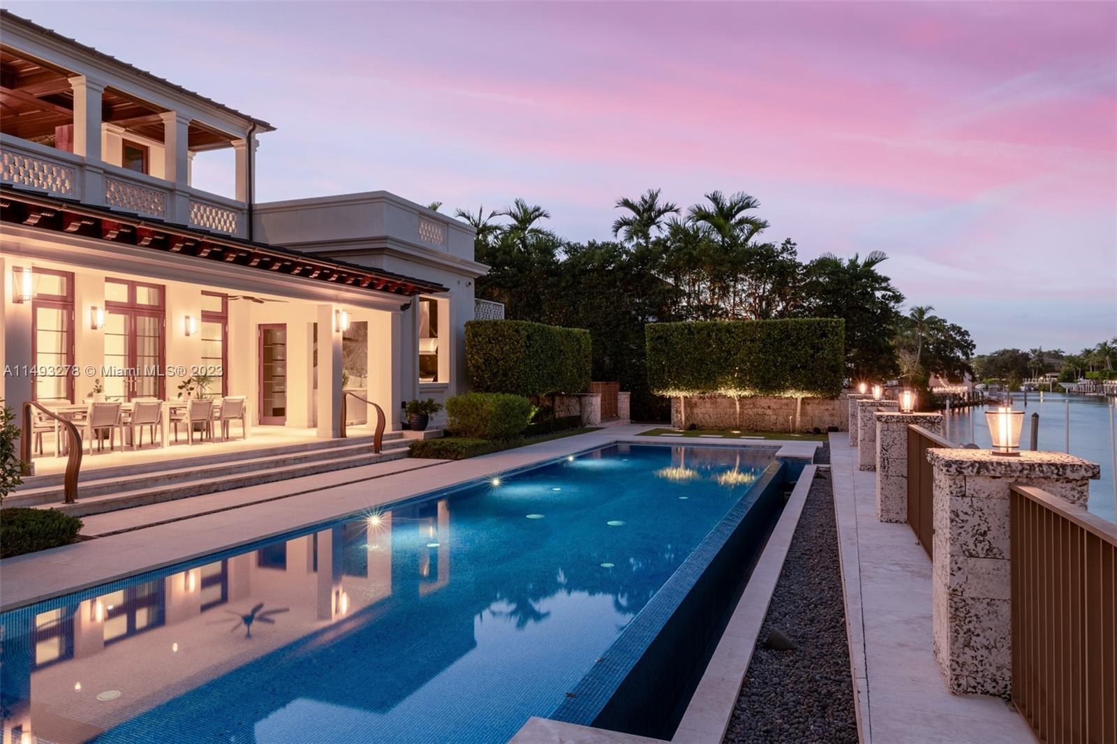 CORAL GABLES RIVIERA SEC - Residential