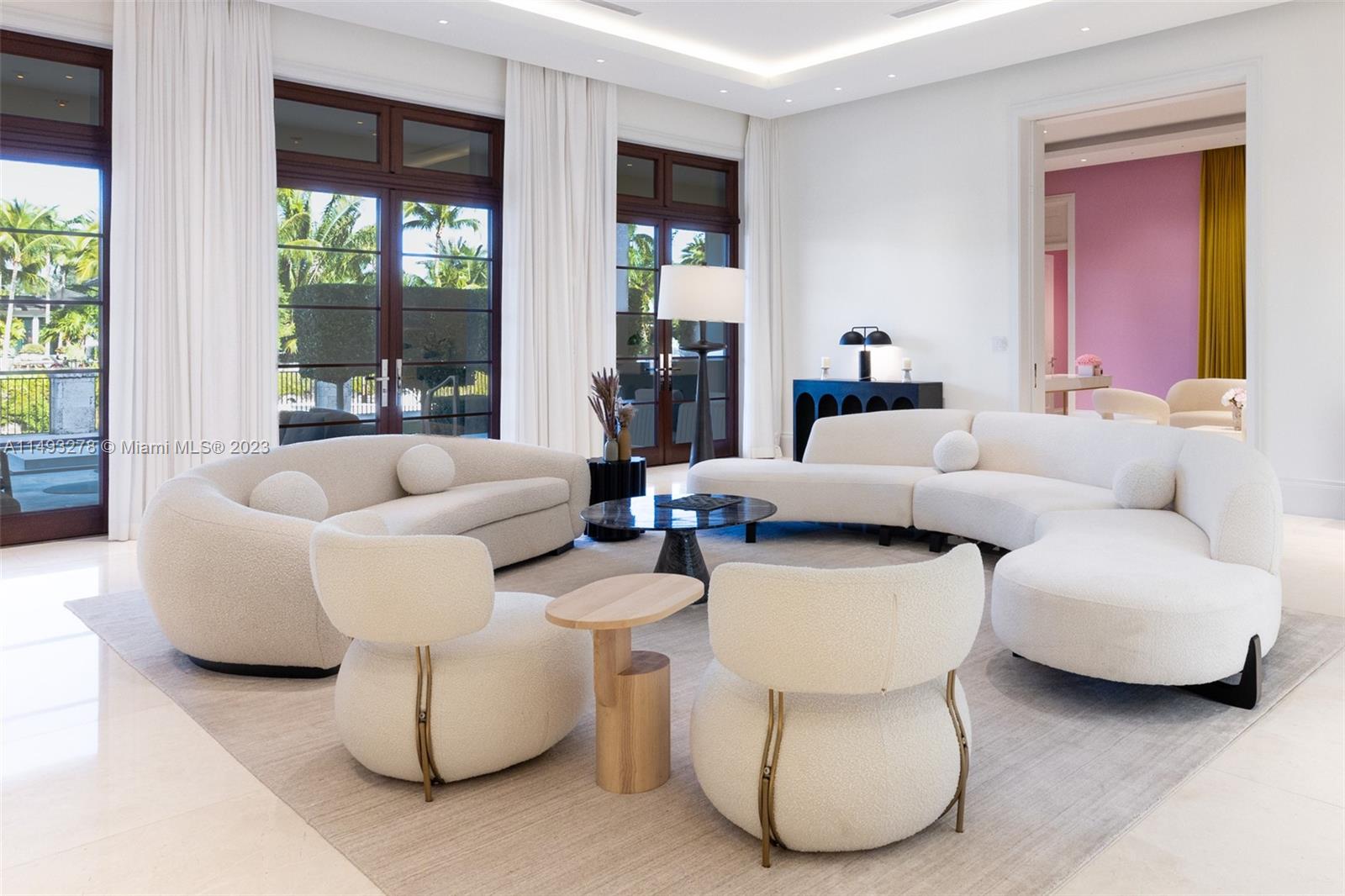 CORAL GABLES RIVIERA SEC - Residential