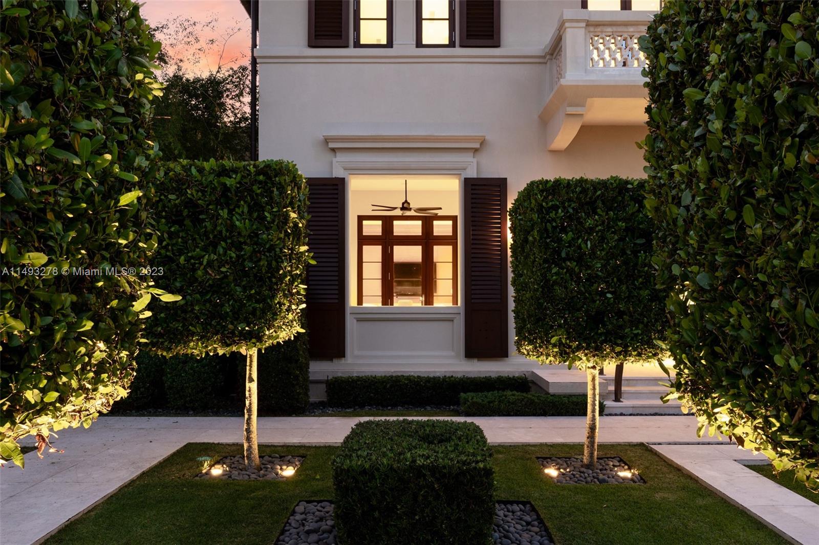 CORAL GABLES RIVIERA SEC - Residential