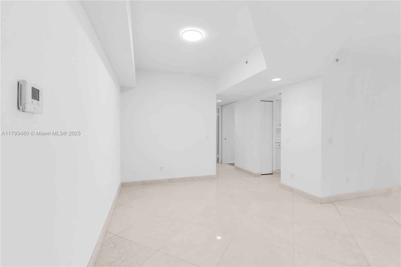 21205 Yacht Club Dr 1904