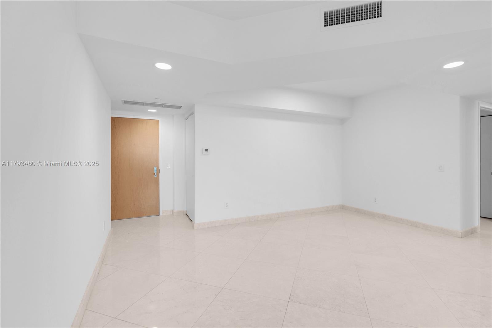 21205 Yacht Club Dr 1904
