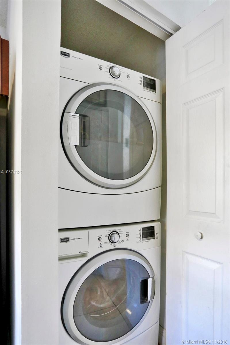 LAKE POINTE SEC 4 - Residential