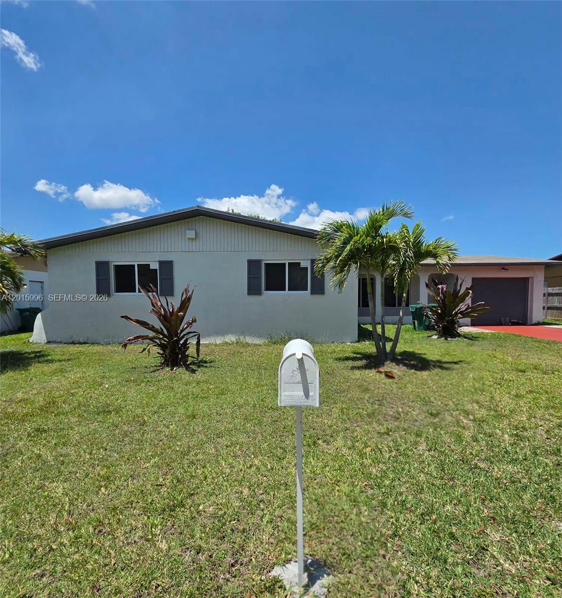 11941 SW 200th St