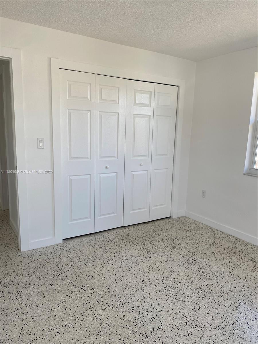 CORAL TERR SEC 1 - Residential Lease